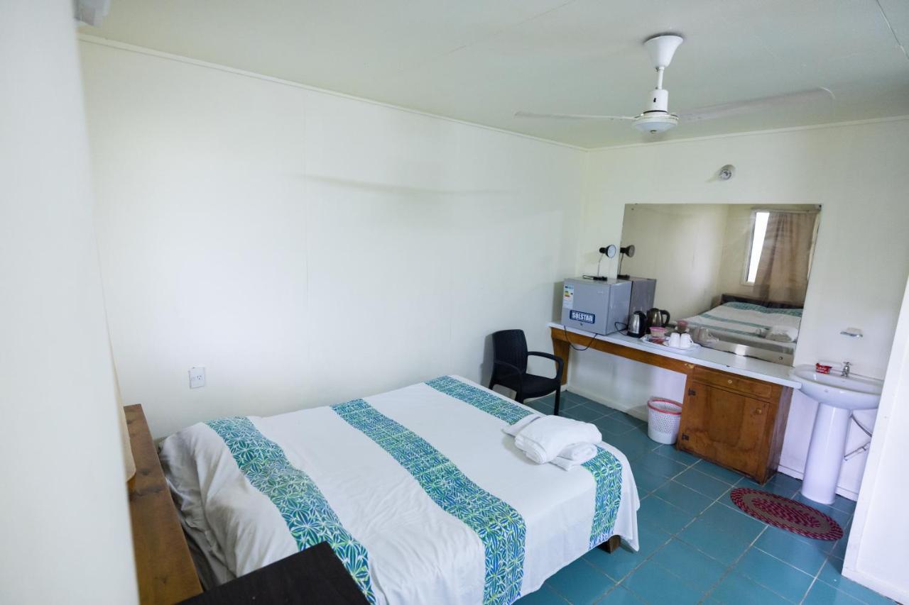 Karls Getaway Hotel And Tours Apia Exterior foto