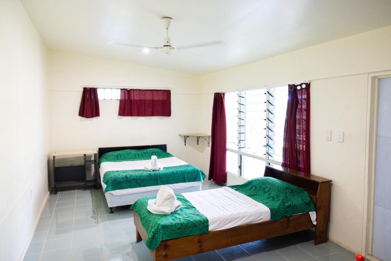Karls Getaway Hotel And Tours Apia Exterior foto